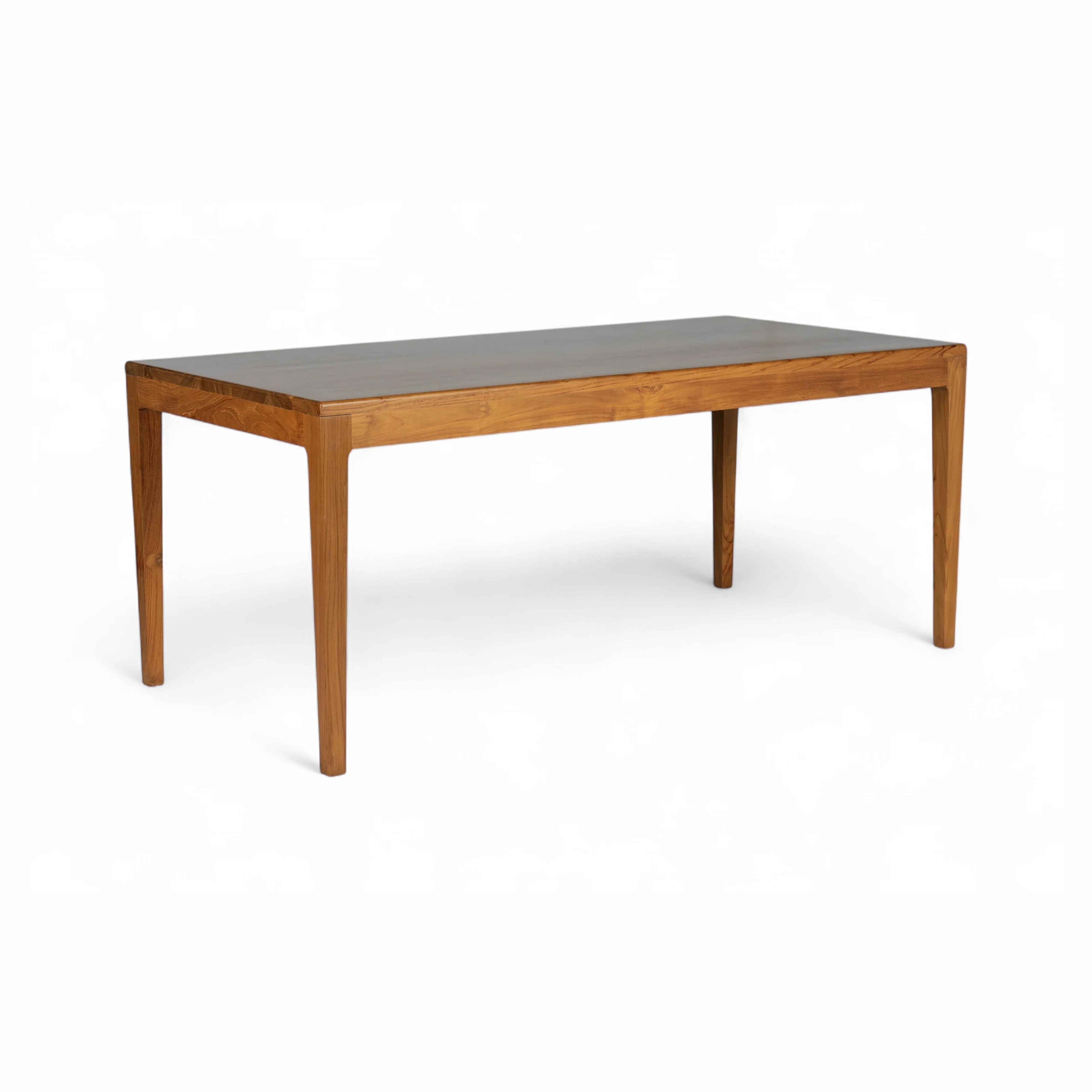 Latana Dining Table